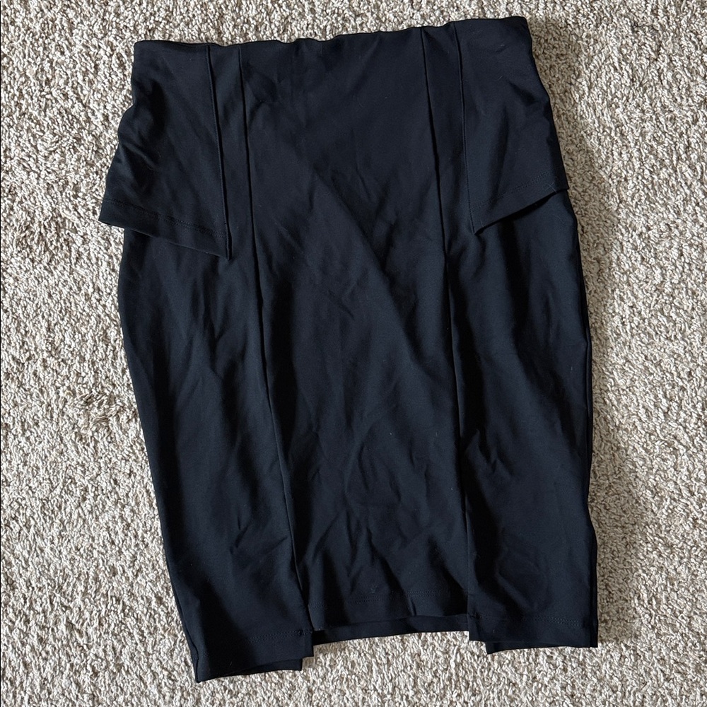 Bebe black pencil skirt Sz medium waist flat 14.5